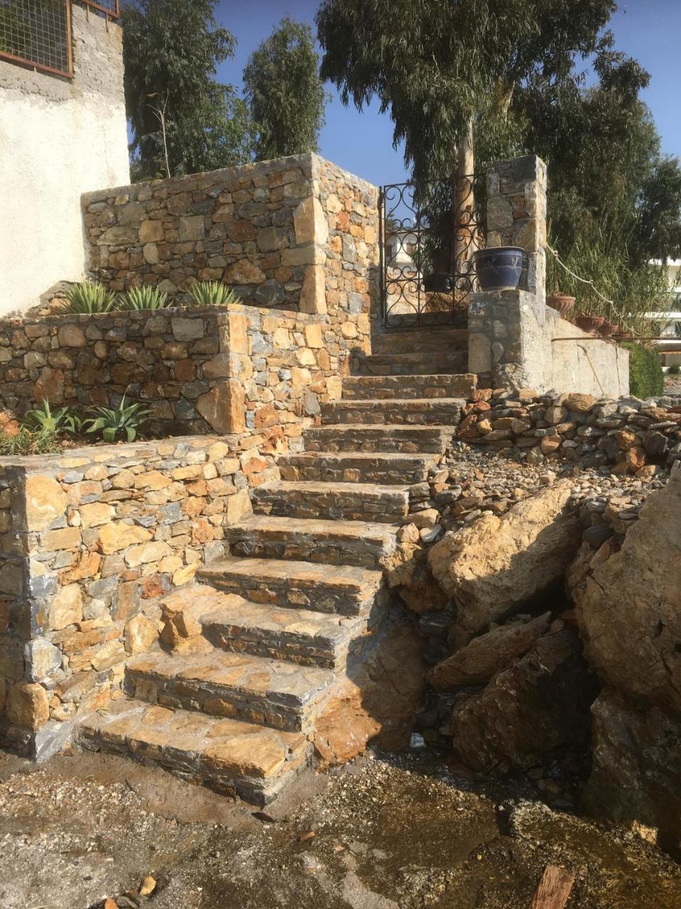 Roditses Beach Sea Front Apartments Samos Town Exteriör bild